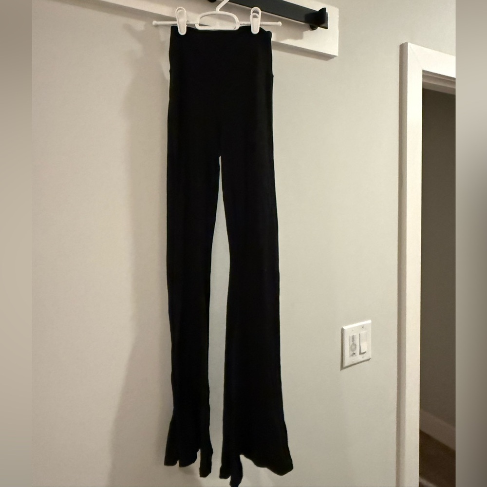 Black Women's High-Waist Leggings